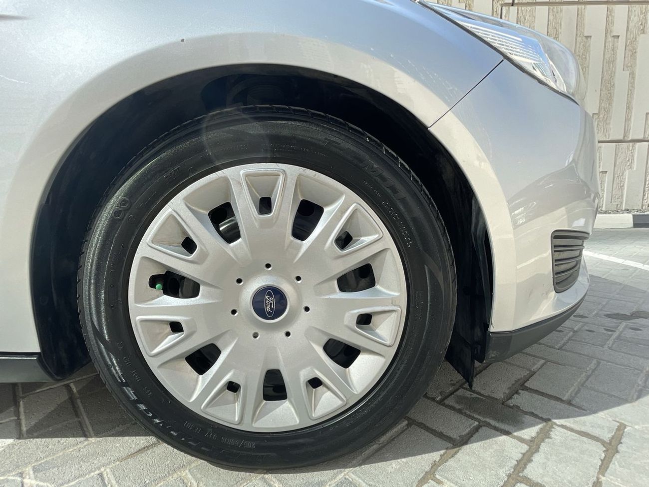 Ford Focus Ambiente 1.6L