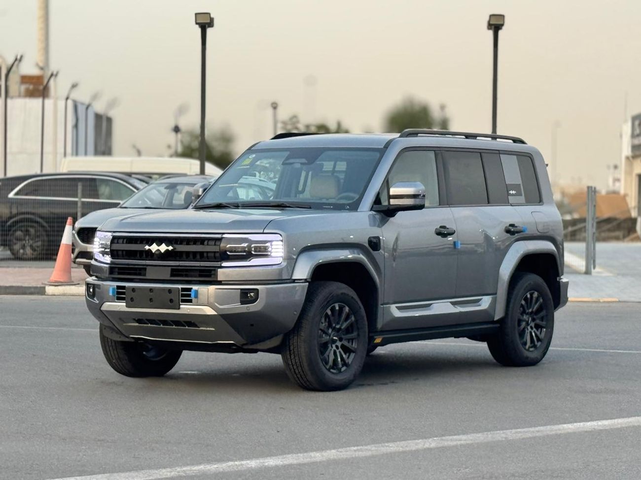 BYD Leopard 5 BYD LEOPARD 5 ULTRA 2025