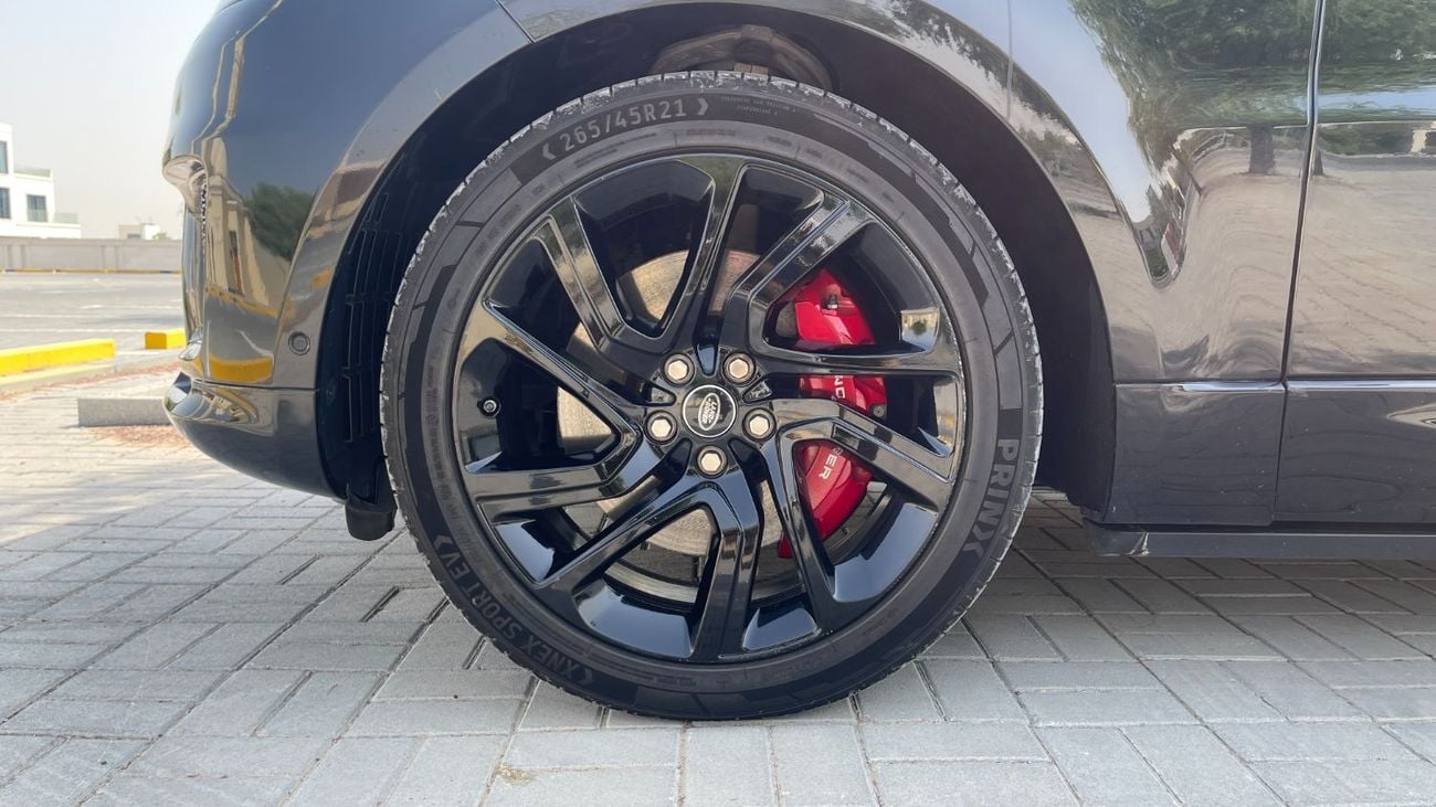 Land Rover Range Rover Sport HSE DYNAMIC