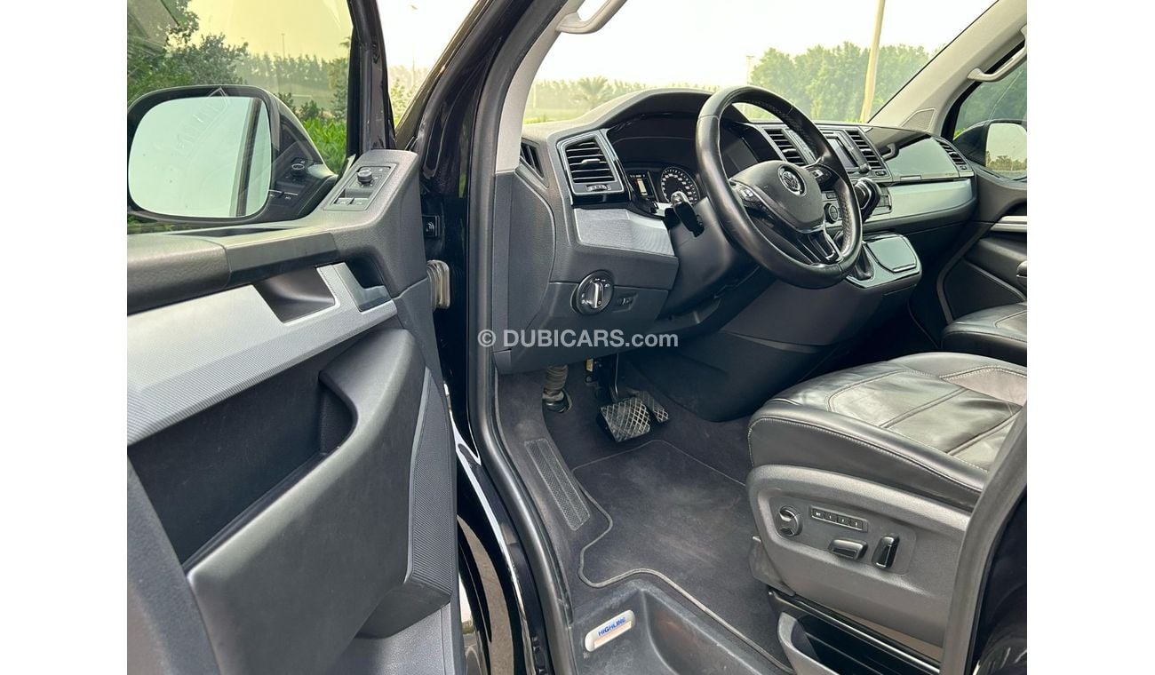 Volkswagen Multivan Hihgline Multivan 2018 GCC V4 // Orginal Paint // Accident Free // 2Keys // Perfect Condition