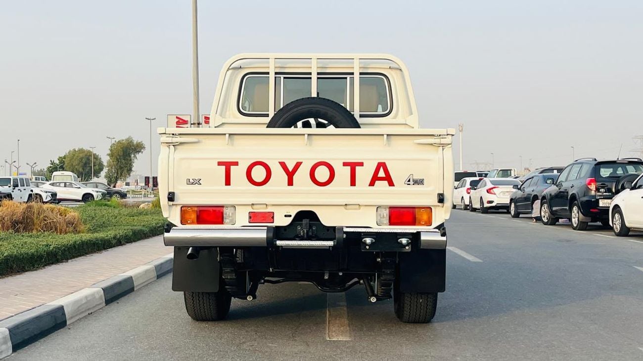 Toyota Land Cruiser 70 LC79 LX