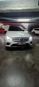 مرسيدس بنز GLC 250 4MATIC 2.0L