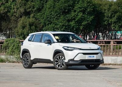Toyota Frontlander Luxury TOYOTA FROND LANDER LUXURY