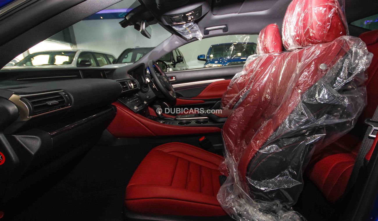 لكزس RC 200 t Fsport (Right Hand Drive)