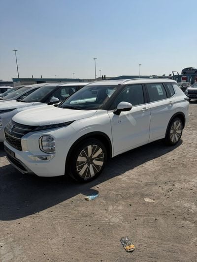 Mitsubishi Outlander PREMIUM LAUNCH EDITION