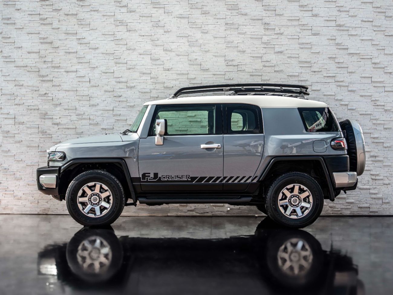 تويوتا إف جي كروزر GXR 4.0L A/T