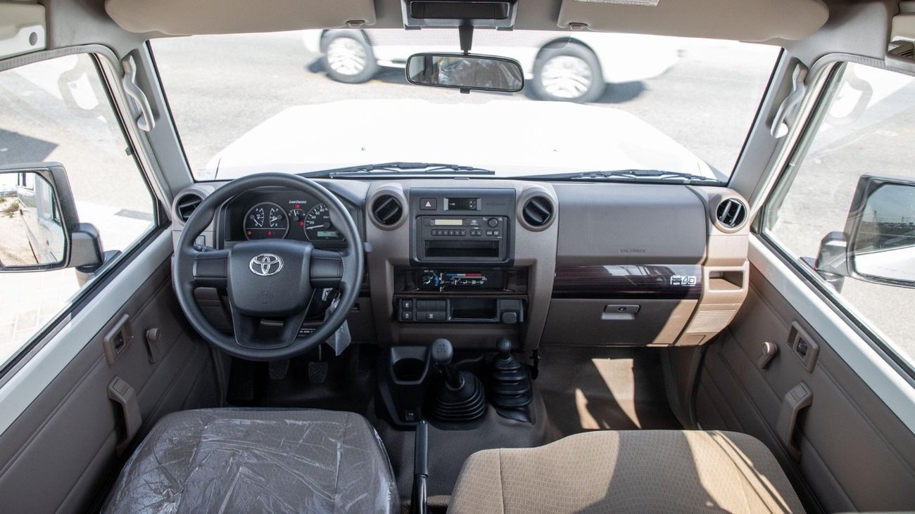 Toyota Land Cruiser 70 Toyota Land Cruiser 78 series 4.0L M/T