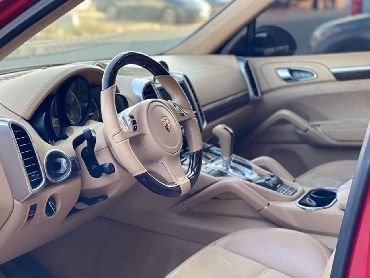 Porsche Cayenne GTS 4.8L GTS / قابل للتصدير الى سوريا /  GCC / ORIGINAL PAINT / NO ACCIDENTS / ACTIVE EXHAUST