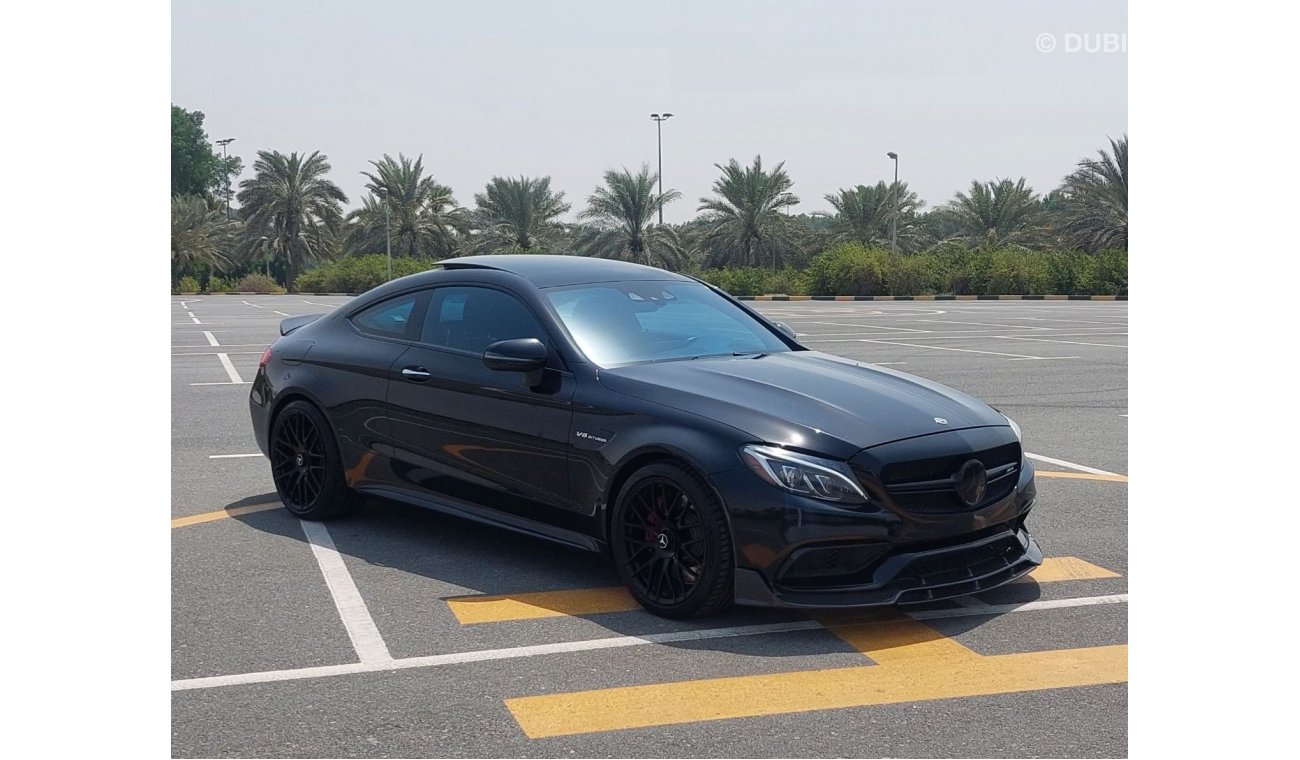 مرسيدس بنز C 63 كوبيه Std Full option