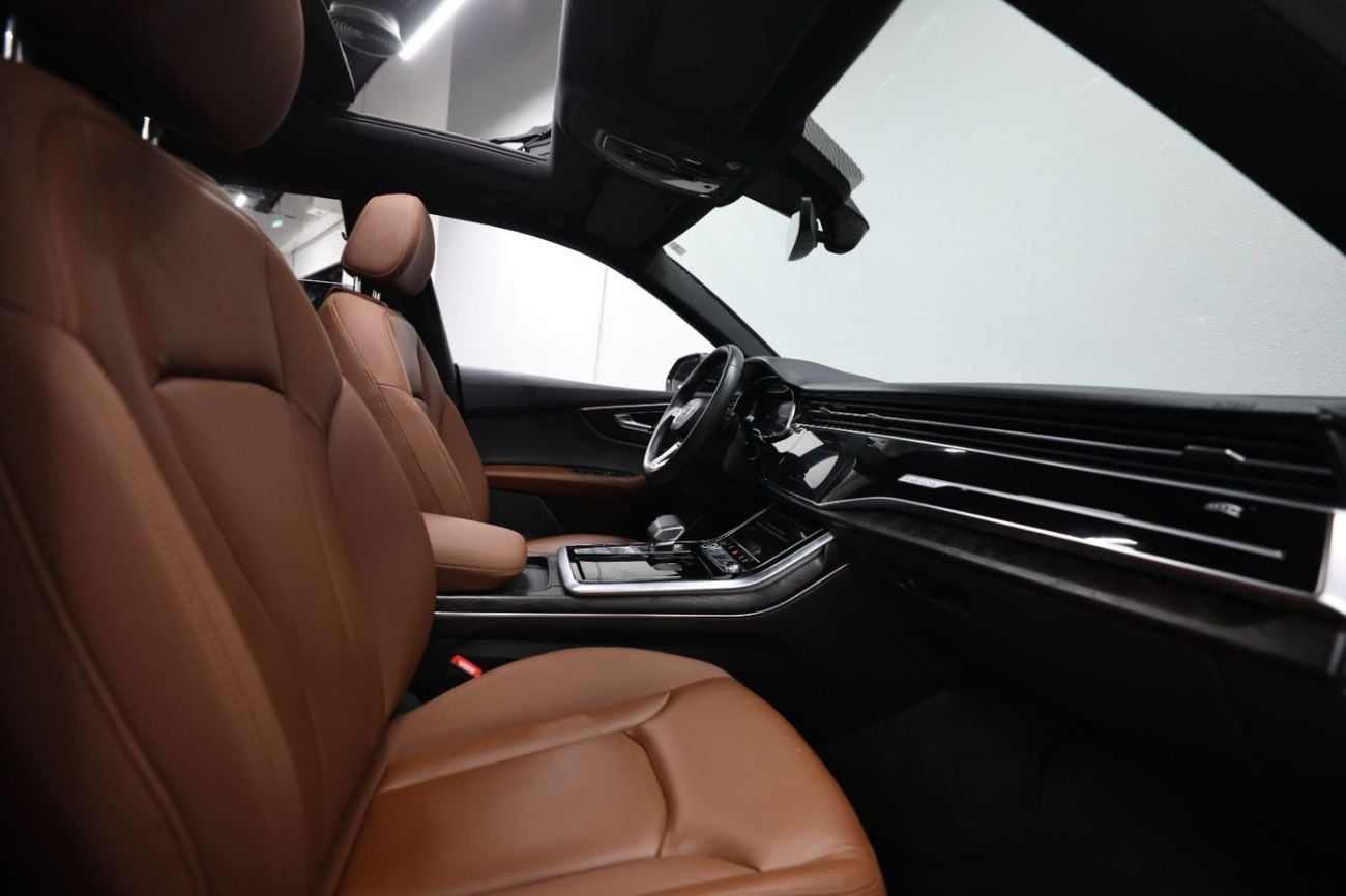 Audi Q8 55 TFSI quattro 3.0L SUV GCC | Audi Q8 55 TFSI quattro | 3,250 AED monthly | Free Registration | 3 Y