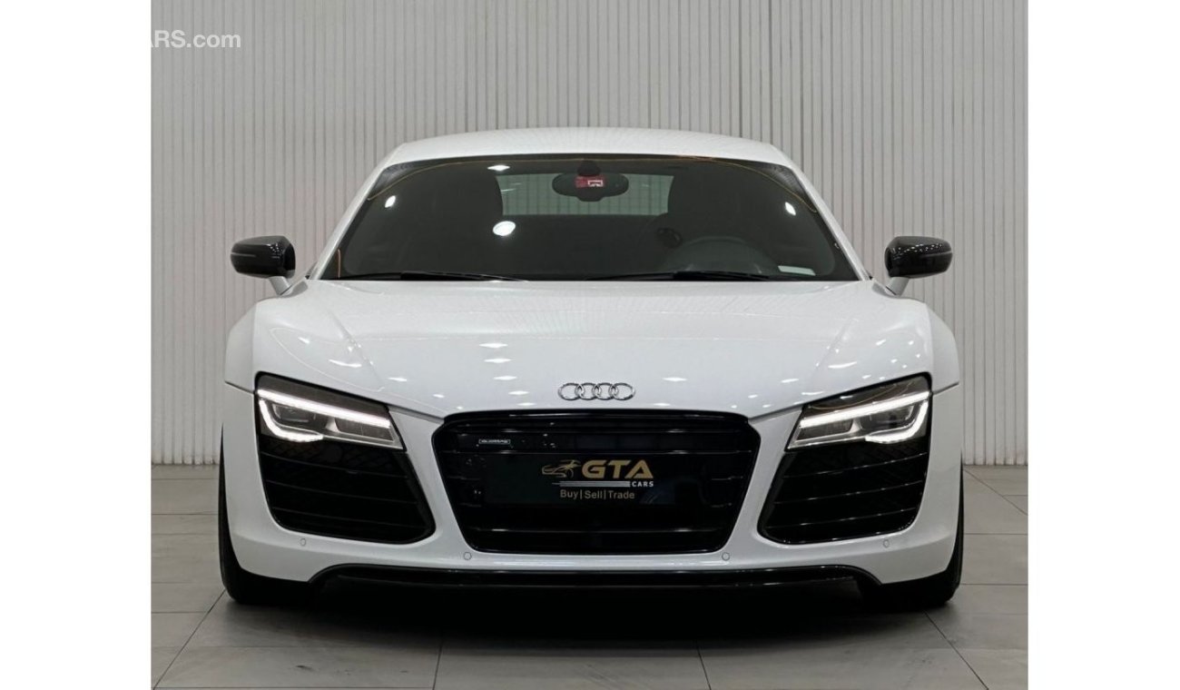 Audi R8 2014 Audi R8 Coupe V8, Service History, Carbon Fiber Package, Excellent Condition, GCC