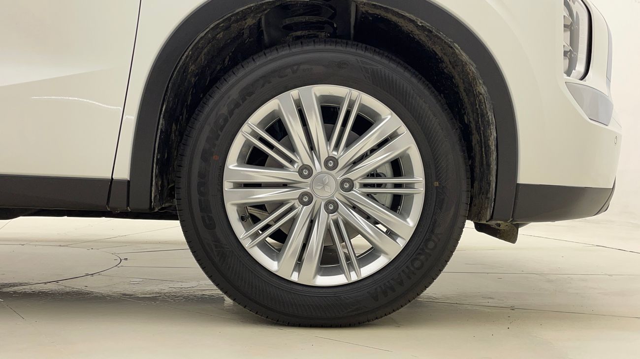 Mitsubishi Outlander MIDLINE 2.5 | Zero Down Payment | Home Test Drive