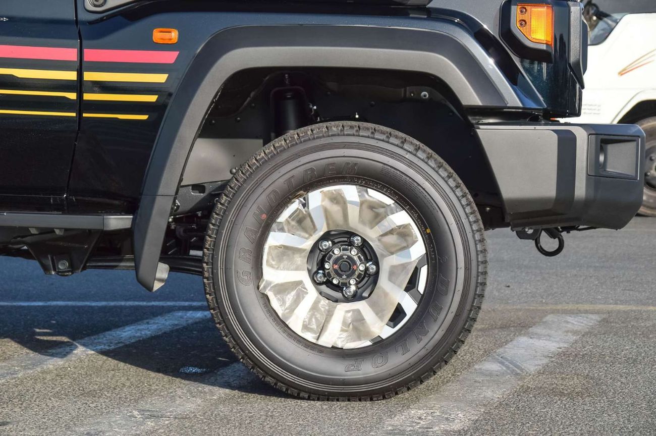 Toyota Land Cruiser 70 TOYOTA LAND CRUISER 76 2.8L 4WD SUV 2025 - BLACK