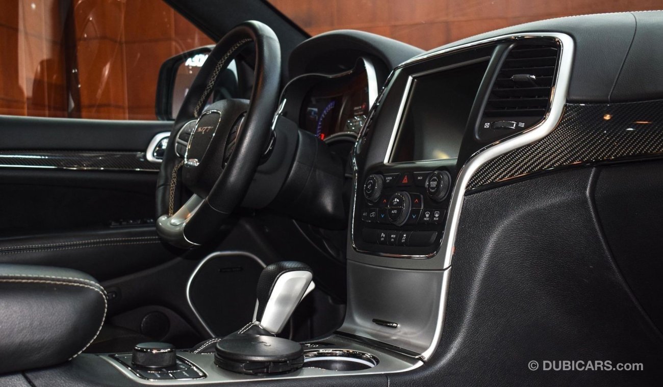 Jeep Grand Cherokee SRT