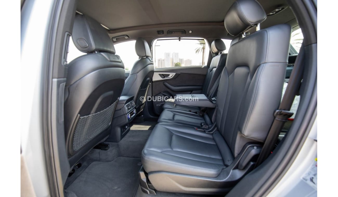 Audi Q7 45 TFSI quattro Audi Q7 TFSI 45 quattro Panoramic  2018 GCC Under Warranty