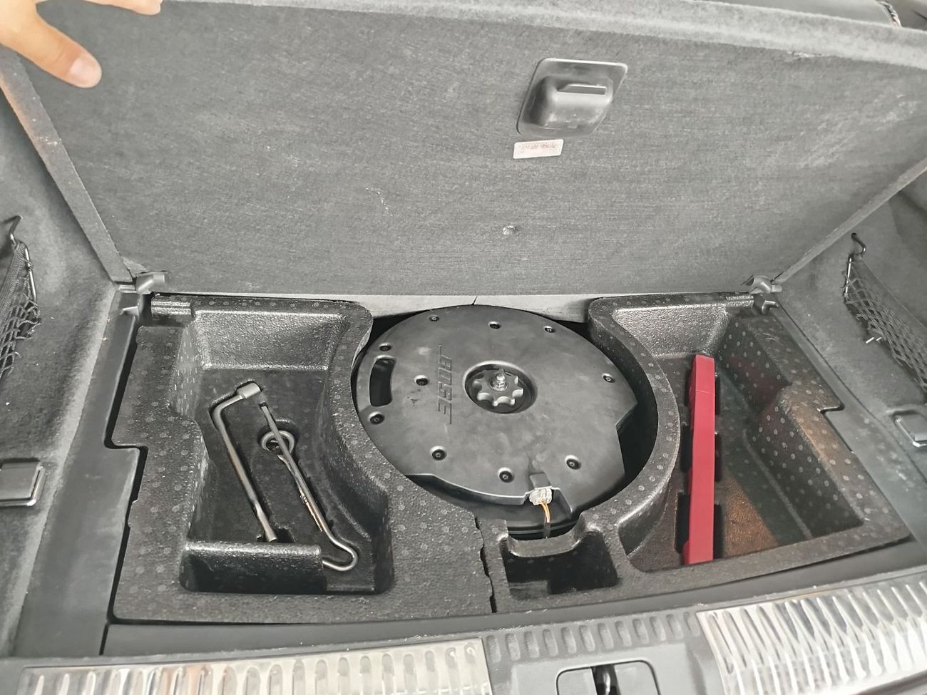 HONGQI HS7 THE PRESIDENTIAL CHINESE VEHICLE