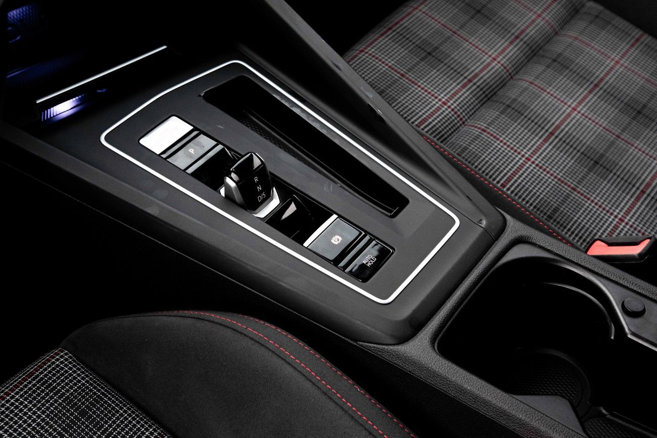 فولكس واجن جولف GTI GTI | 1,763 P.M | 0% Downpayment | UNDER WARRANTY | IMMACULATE!