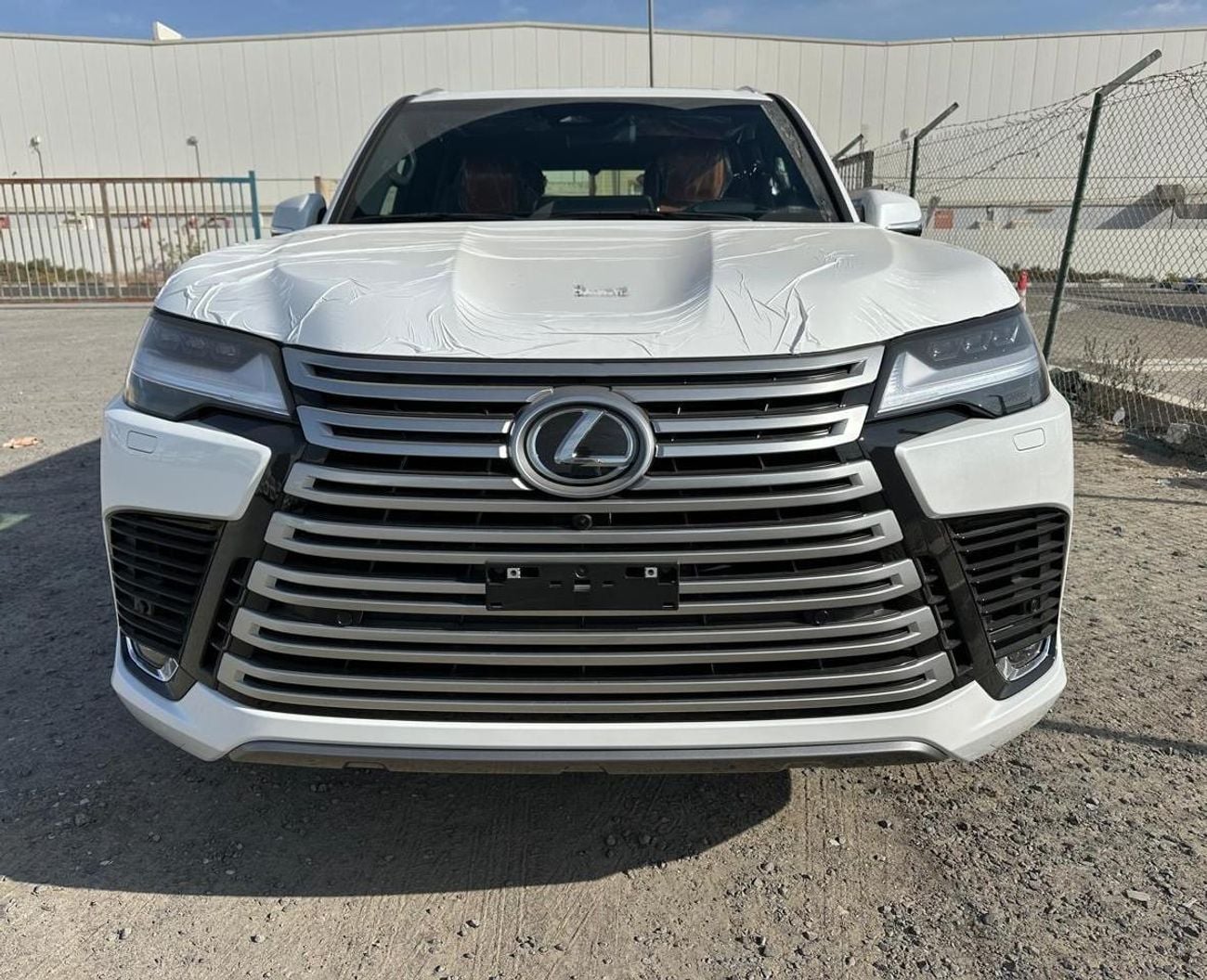 Lexus LX 600 2026 Lexus LX600 VIP (4-Seater) 3.5L V6 Twin-Turbo Petrol A/T 4WD Export Only