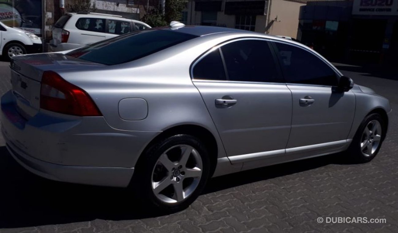 فولفو S80 Volvo S80