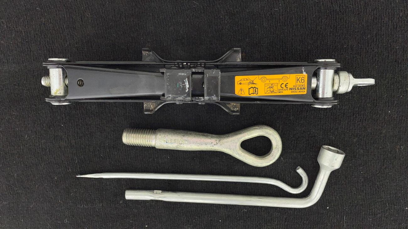 Nissan Sunny SV 1.5 | Zero Down Payment | Free Home Test Drive