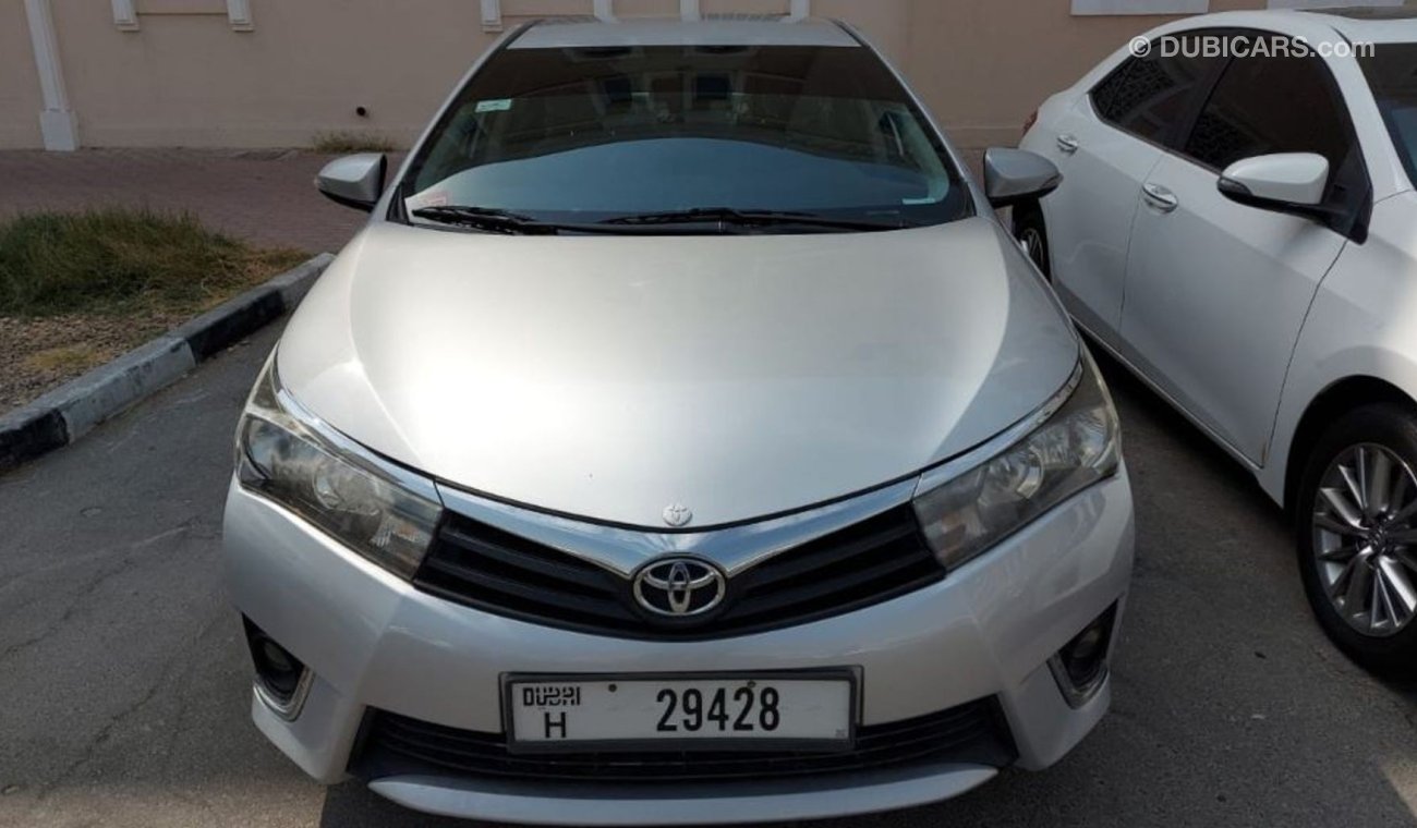 Toyota Corolla 2.0L SE HOME USED