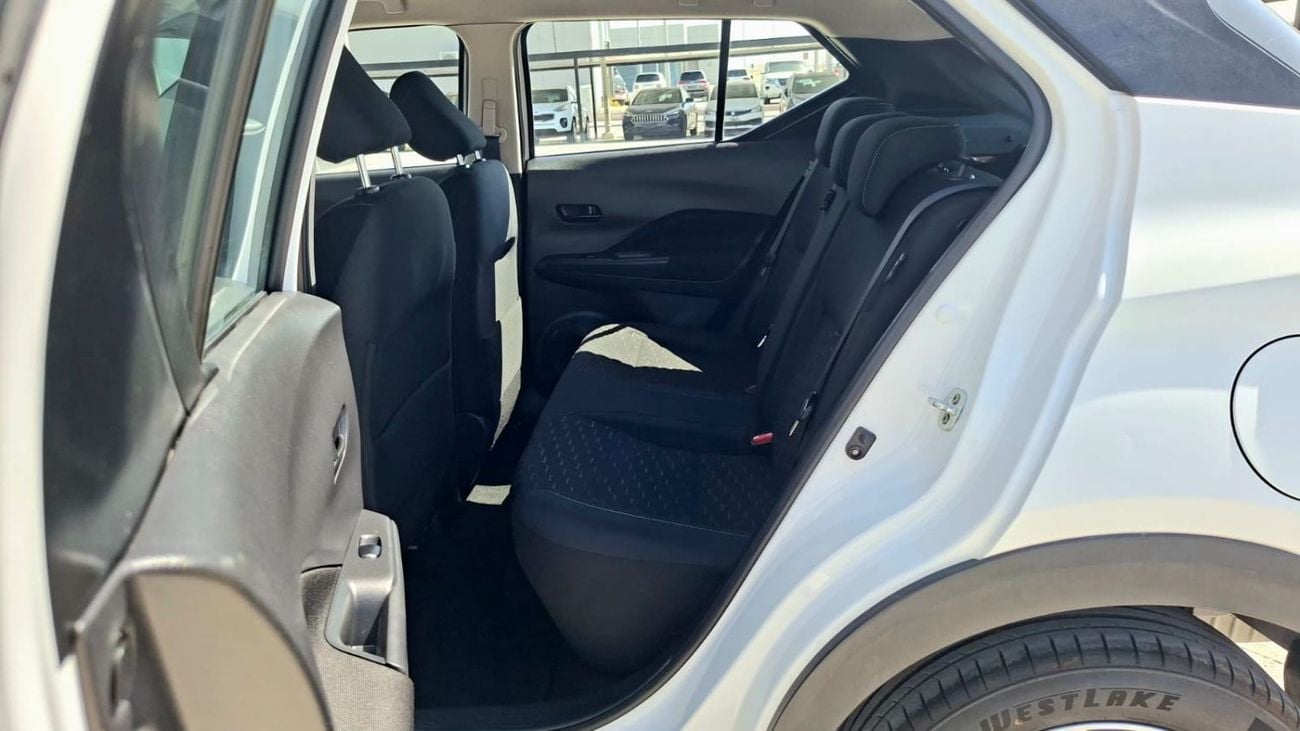 Nissan Kicks SV 735-Monthly l SV TRIM | GCC 1.6L, Cruise, Camera l Accident Free