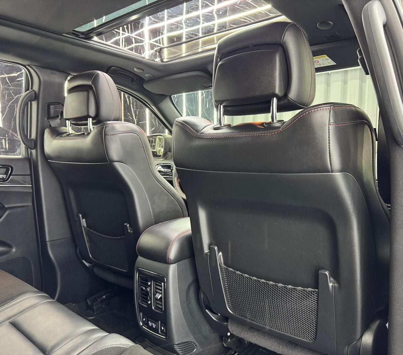 جيب جراند شيروكي Trailhawk 3.6L