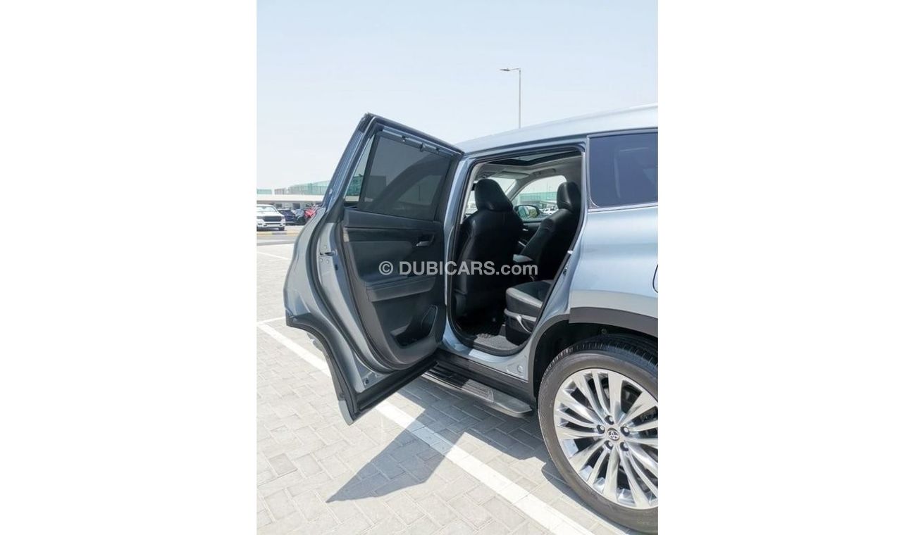 Toyota Highlander Toyota Highlander Platinum - 2021 - Sky Blue