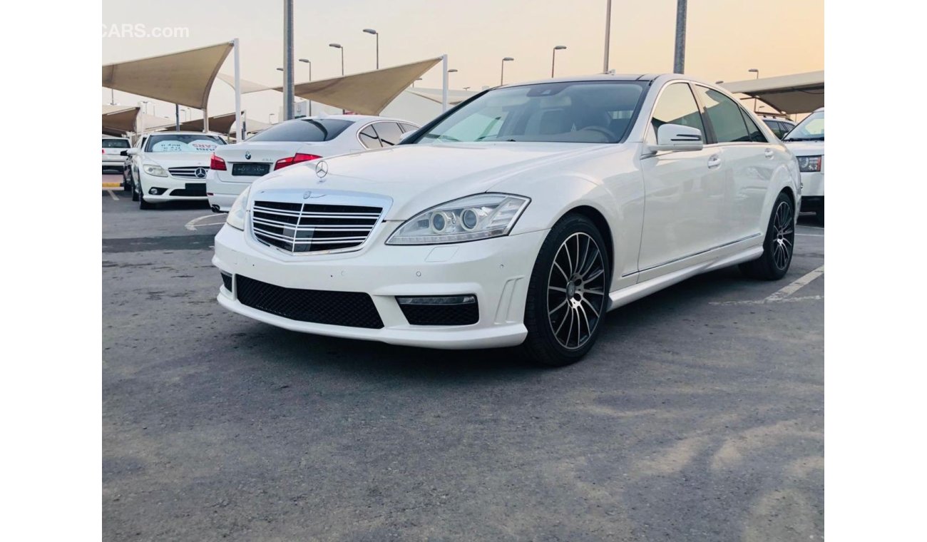 Mercedes-Benz S 350 model 2011 GCC car prefect condition low mileage