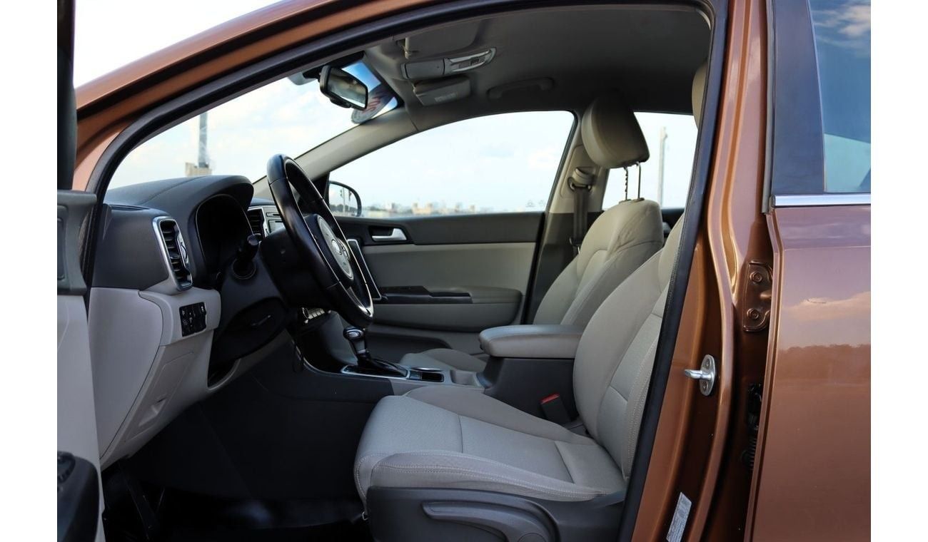 Kia Sportage Base 1.6L