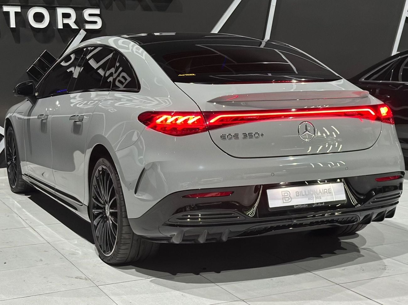 مرسيدس بنز EQE 350+ Premium +