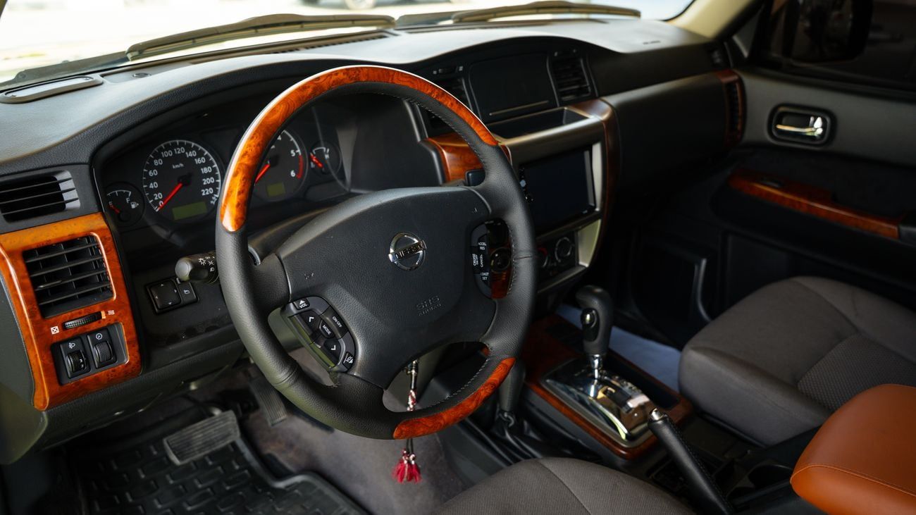 Nissan Patrol HT Safari 4.8L A/T (7 Seater) (5 Door)