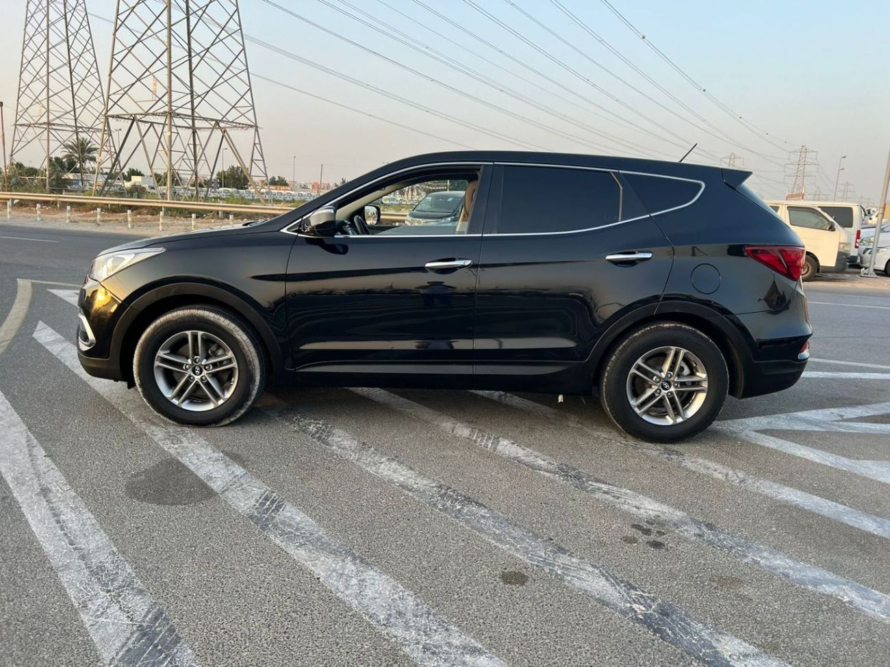 Hyundai Santa Fe 2018 Hyundai Santa Fe Sports 2.4L V4 - AWD 4x4 - Rear CAM With Multi Drive Mode -