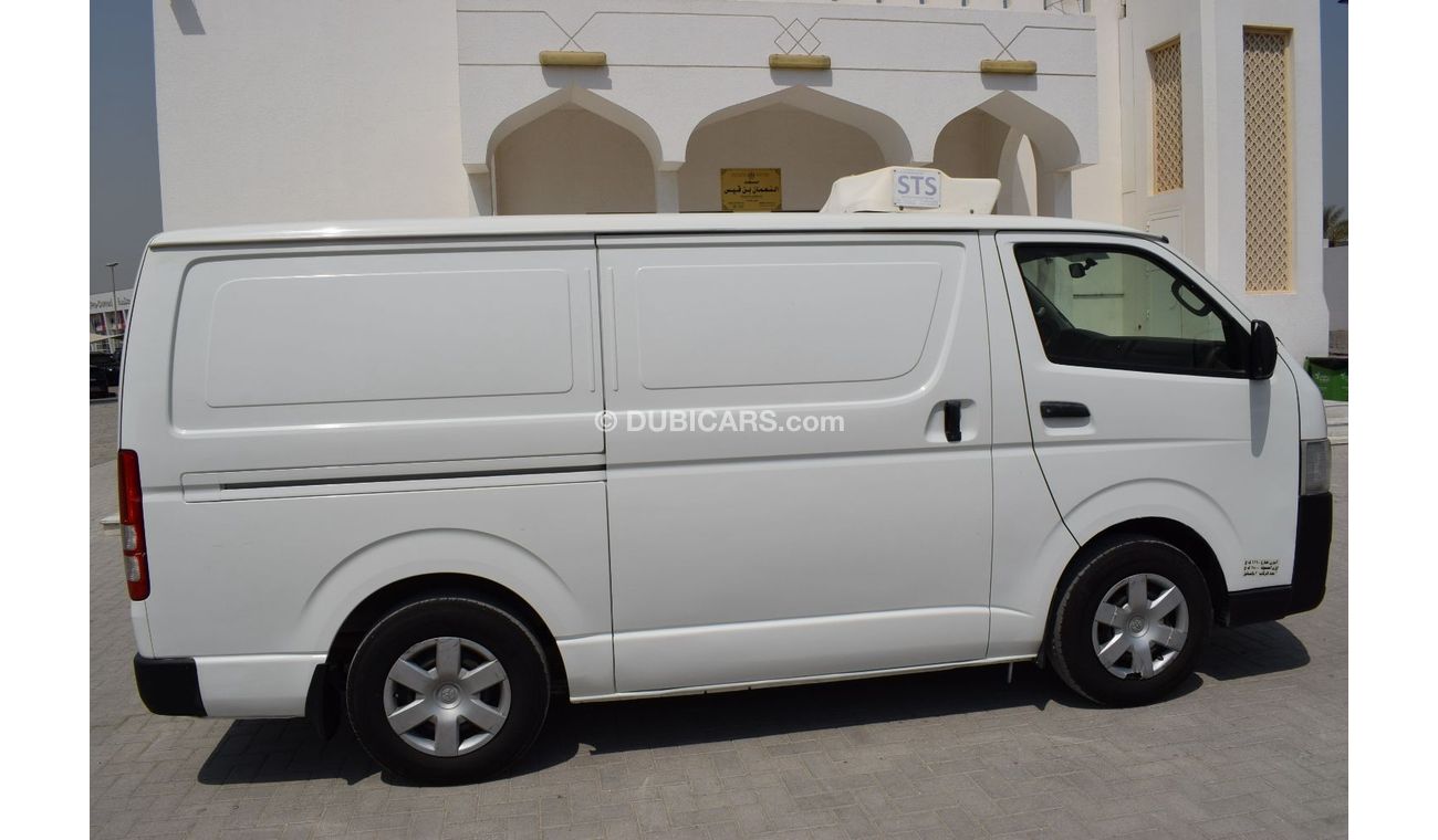Toyota Hiace GL - Standard Roof Toyota Hiace Chiller Van, Model:2017. Excellent condition