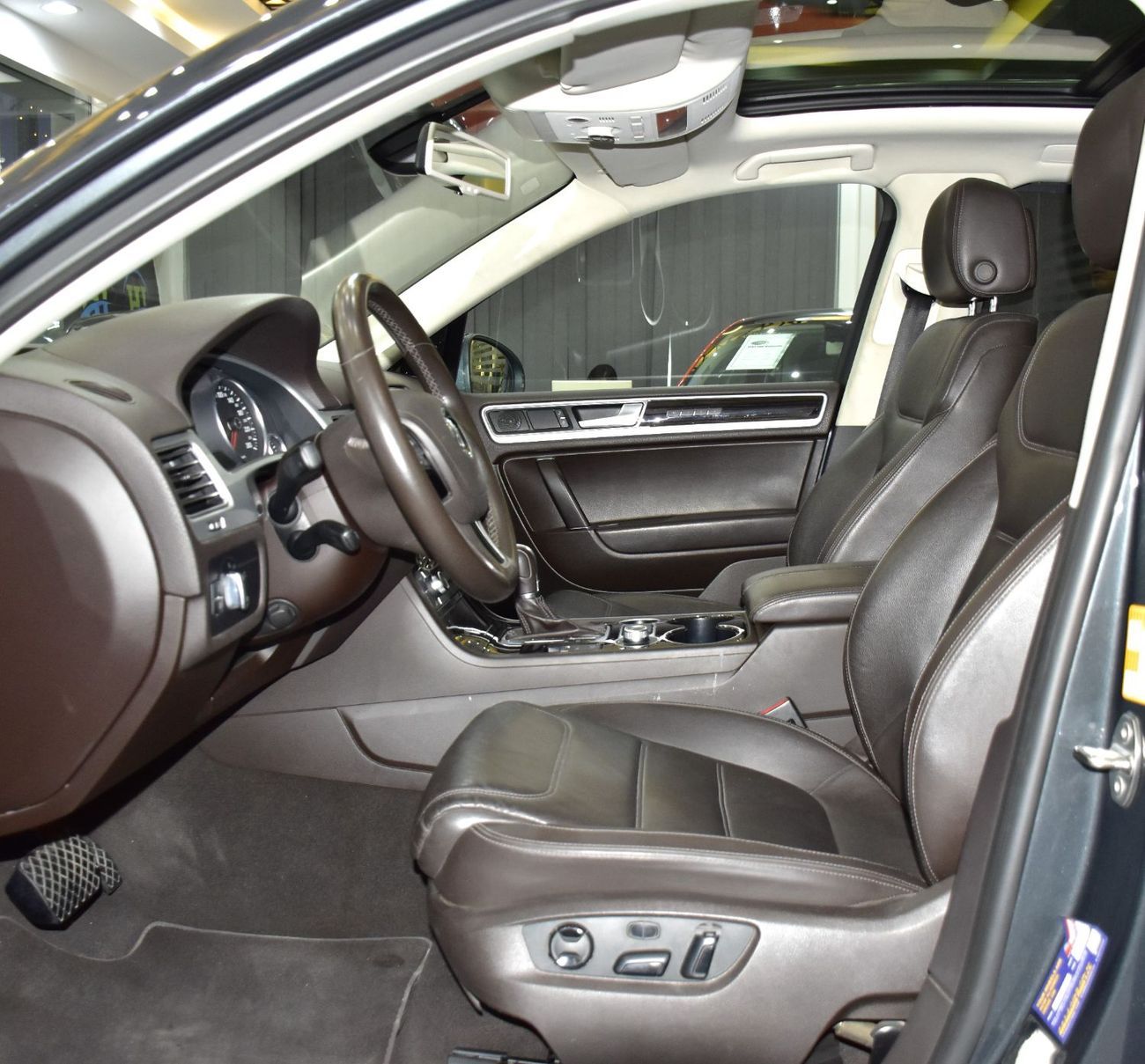 فولكس واجن طوارق EXCELLENT DEAL for our Volkswagen Touareg ( 2016 Model ) in Grey Color GCC Specs