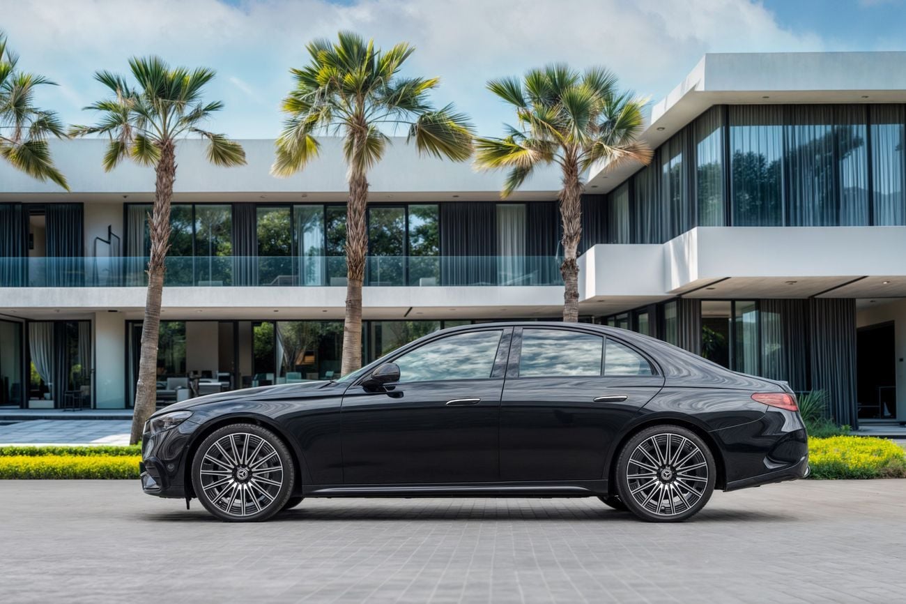 Mercedes Benz E300 E300 PREMIUM PLUS | 5,973 P.M | 0% Downpayment | IMMACULATE!