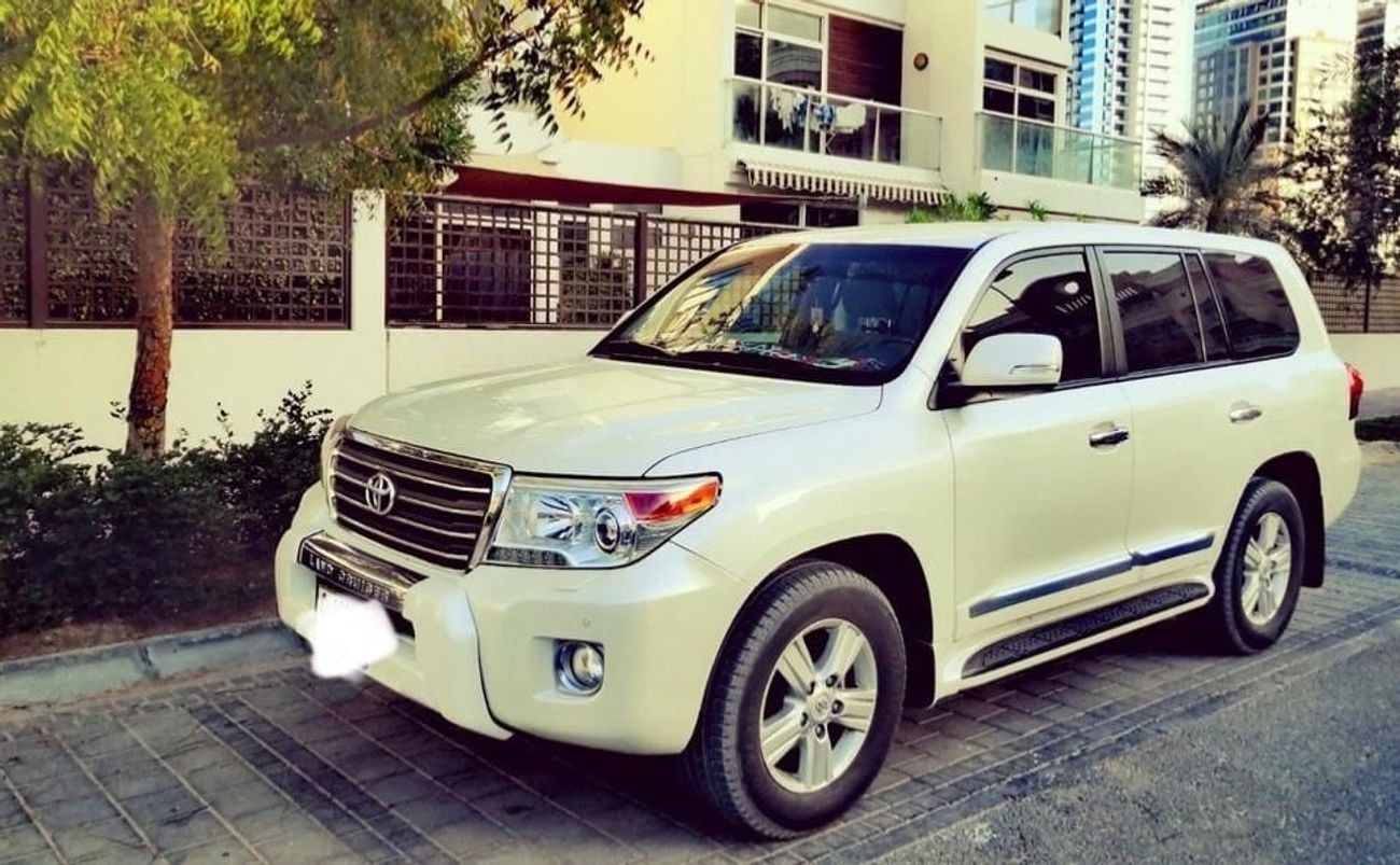 تويوتا لاند كروزر GXR 4.0L (271 HP) 4WD