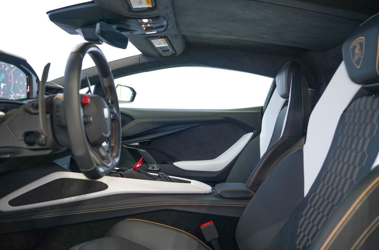 Lamborghini Revuelto STD