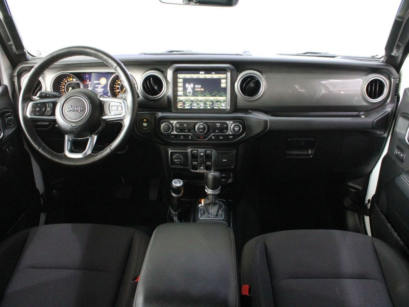 Jeep Wrangler Sahara Edition