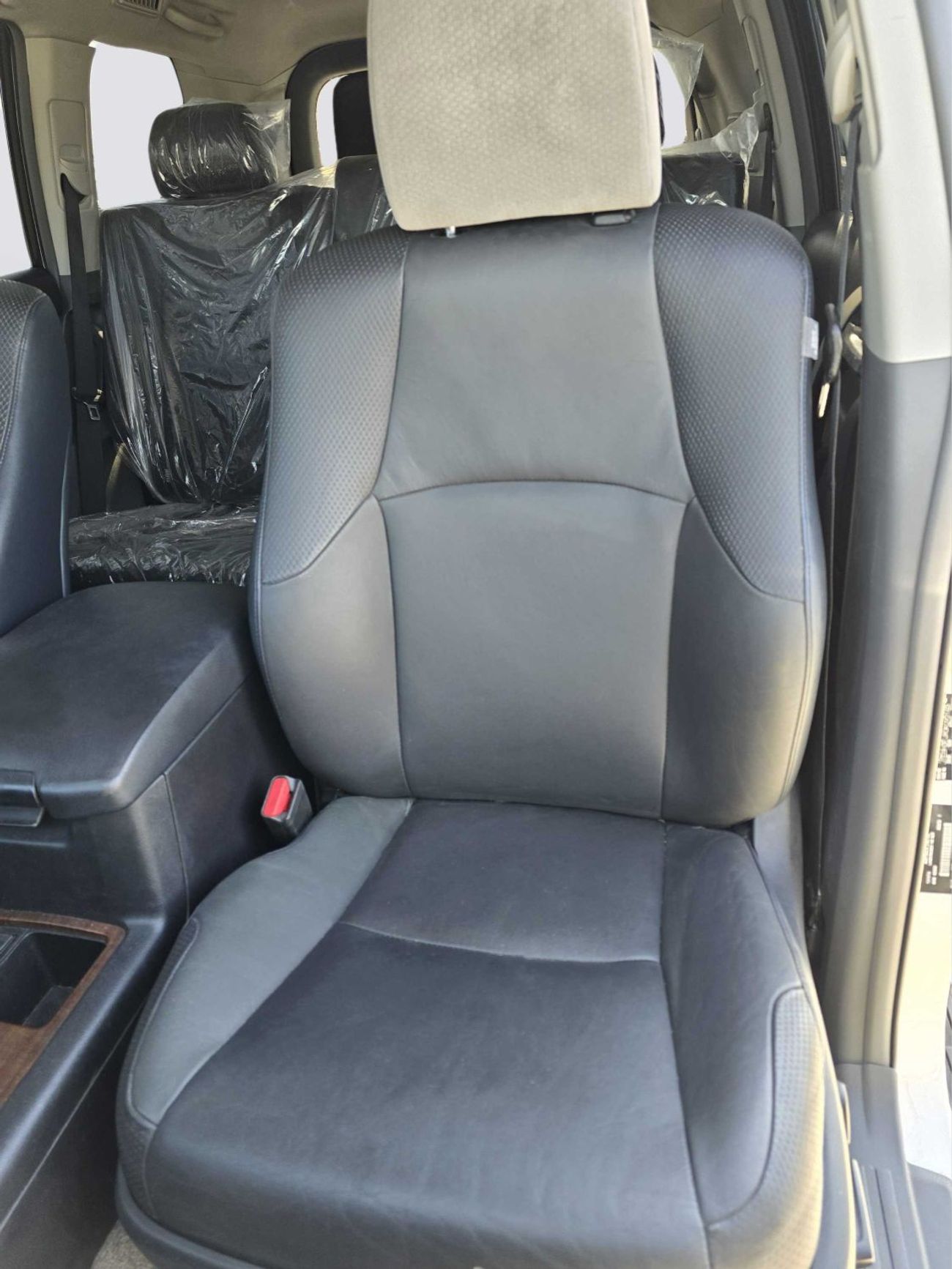 Toyota Prado 4x4 Diesel 2.8L Right hand Drive (Export Only)