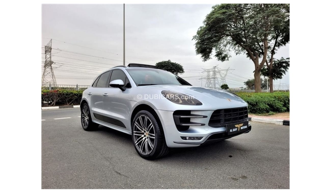 Used Porsche Macan Turbo V6 2015 for sale in Dubai 489999
