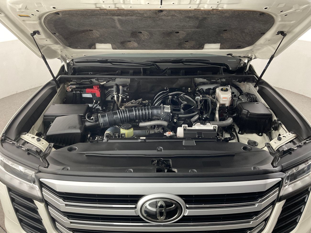 Toyota Land Cruiser GXR | Guaranteed Warranty | 0 Down Payment