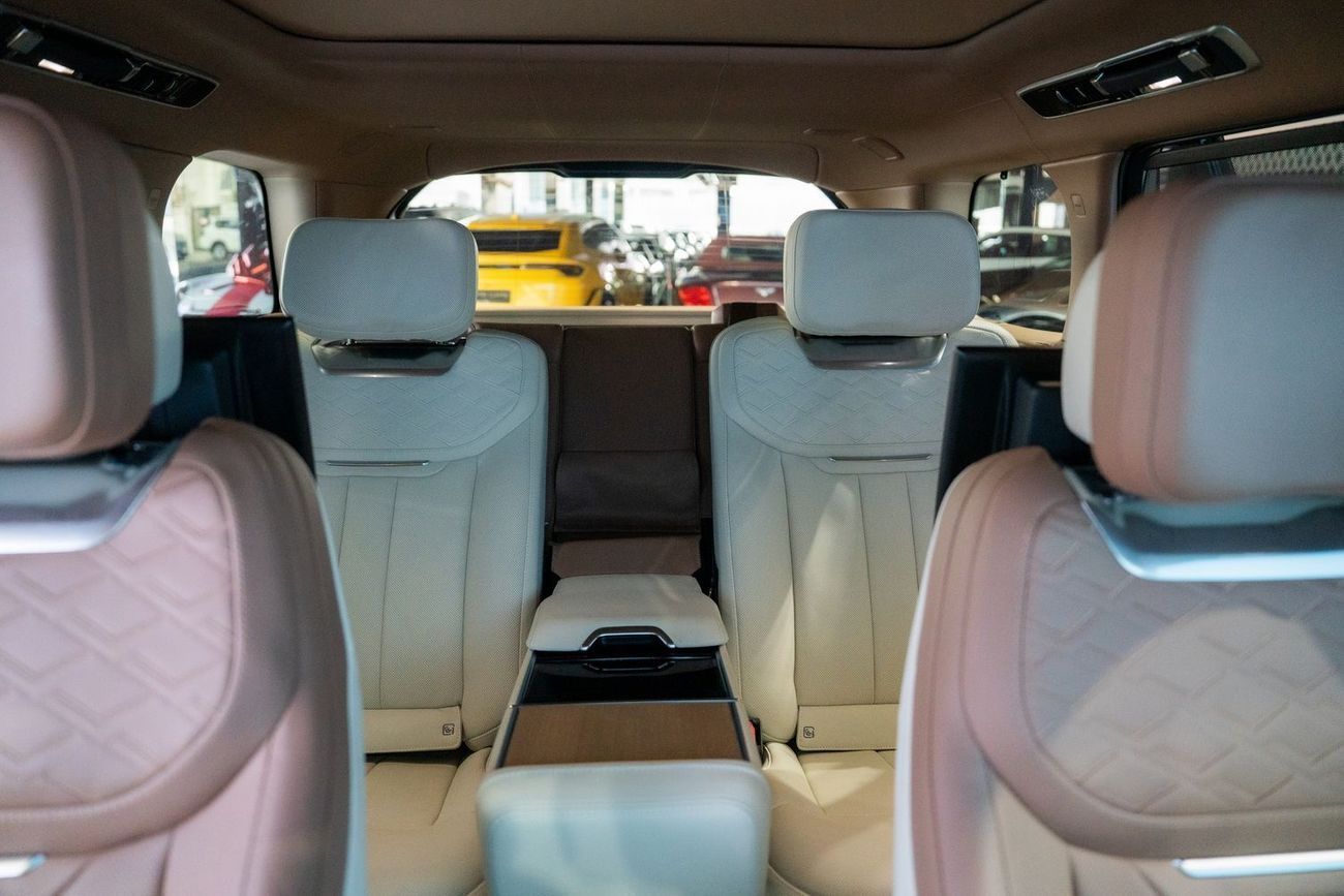 لاند روفر رينج روفر Range Rover SV Autobiography P615