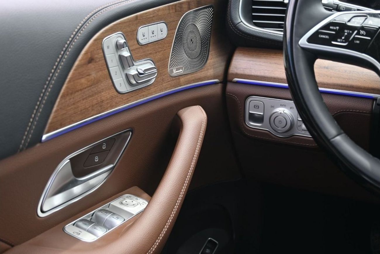 Mercedes-Benz GLE 450 Mercedes-Benz GLE 450 4MATIC 3.0L SUV AWD 5Doors Model 2024, Color White