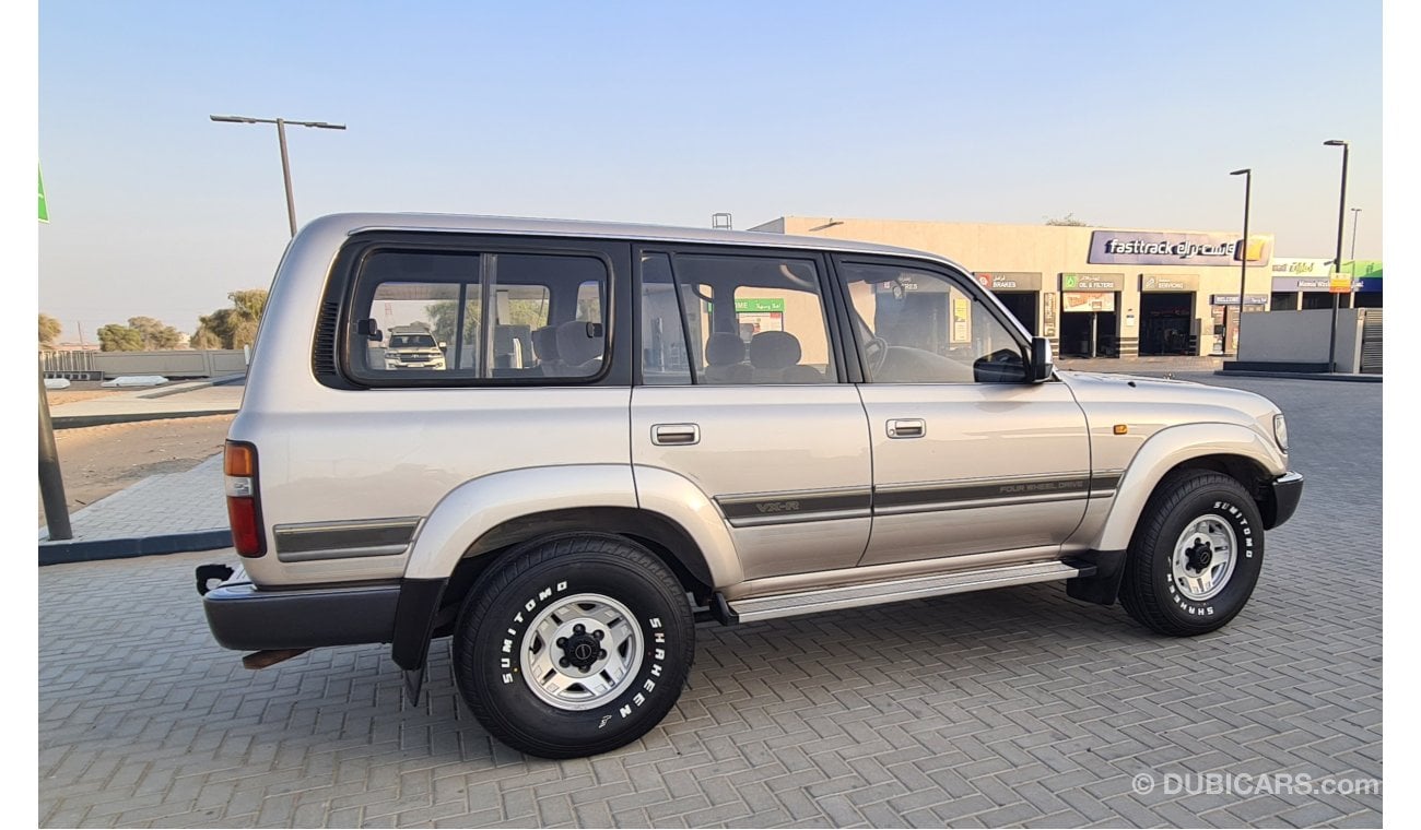 Toyota Land Cruiser VXR