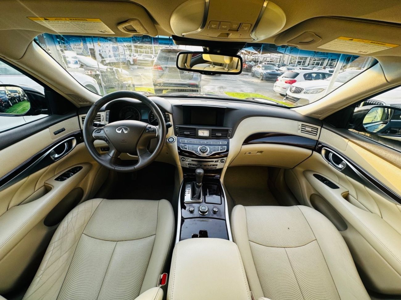 Infiniti Q70 Sports MODEL 2016 GCC CAR PERFECT CONDITION INSIDE AND OUTSIDE FULL OPTION SUN ROOF LEATHER SEATS