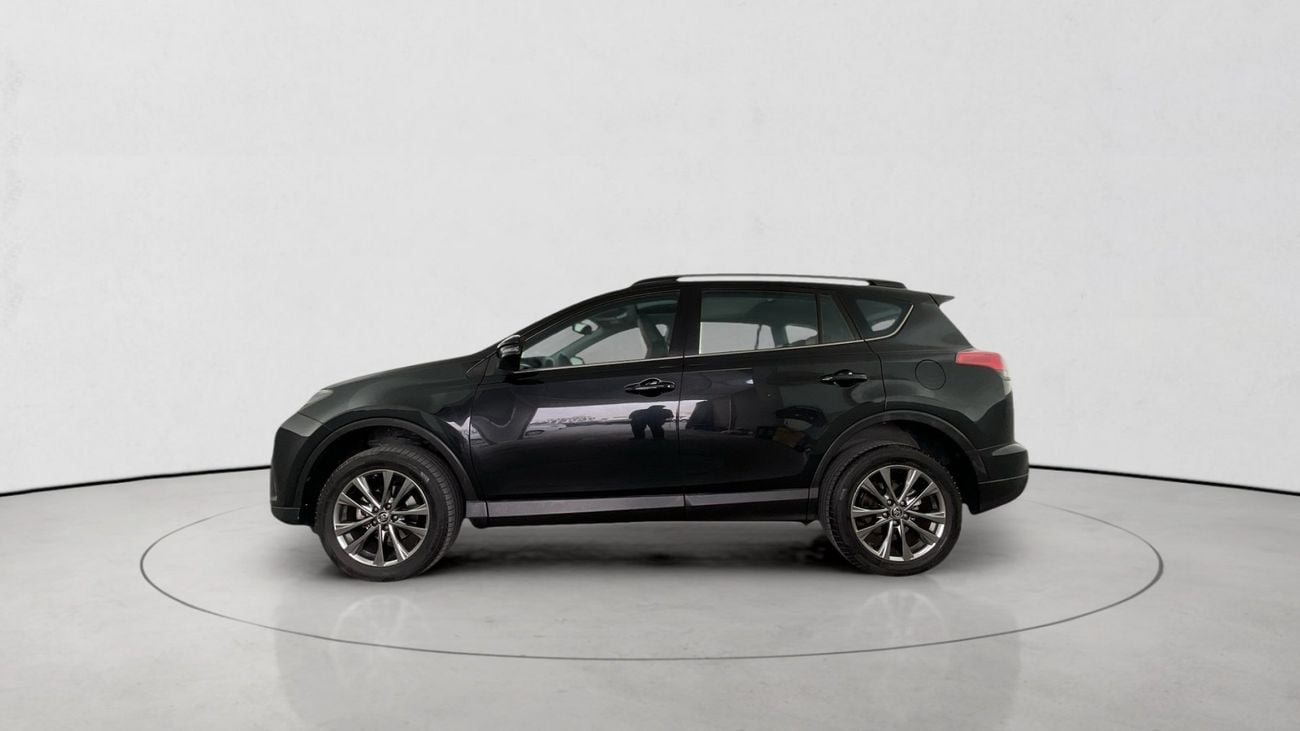 تويوتا راف ٤ 2.5 VXR 4WD NAV LHR AUTO | شامل الضمان | 0 ﺪﻔﻋﺓ ﺃﻮﻟﻯ