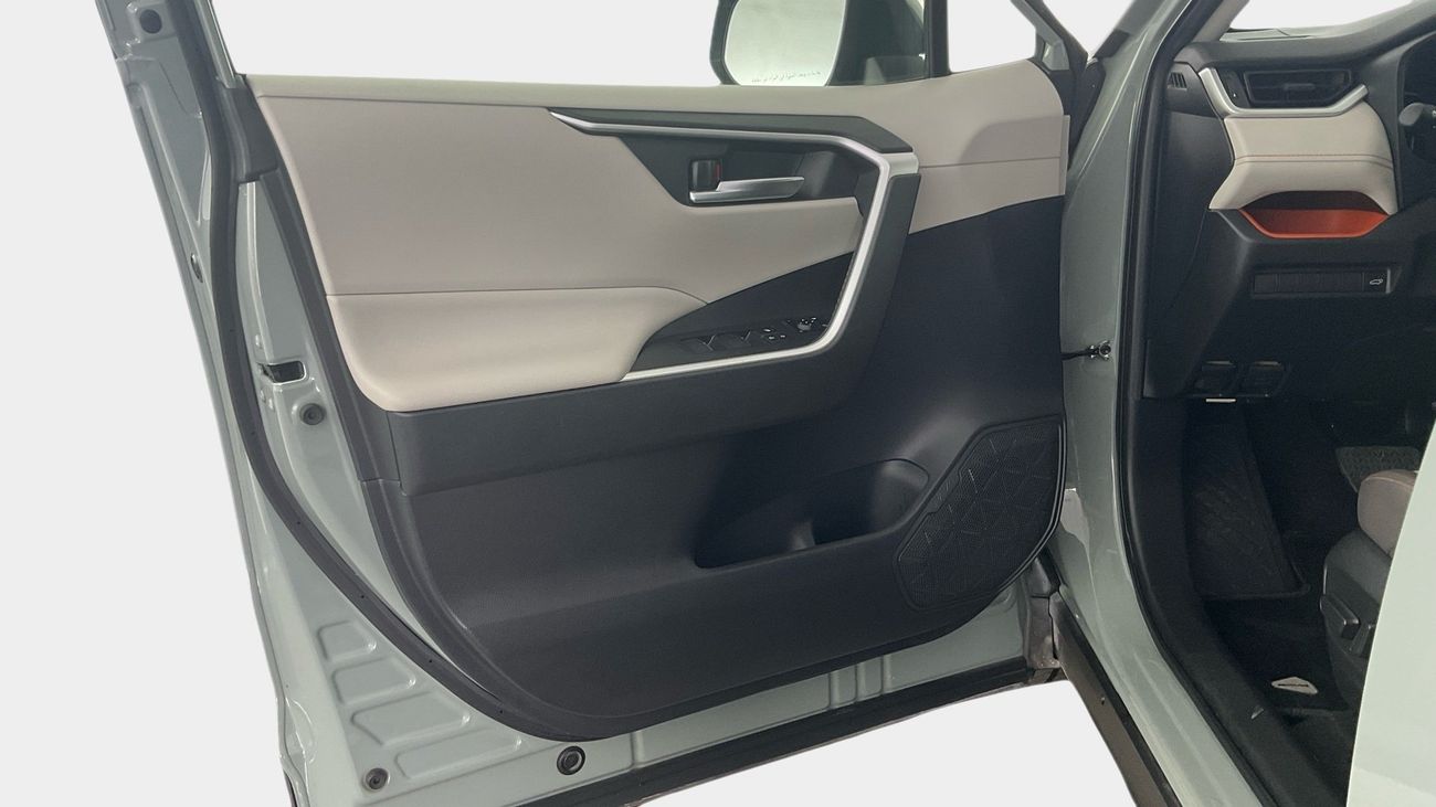 Toyota RAV4 Adventure | upto AED 20,000 Ramadan Discount | Guaranteed Warranty | 0 Down Payment