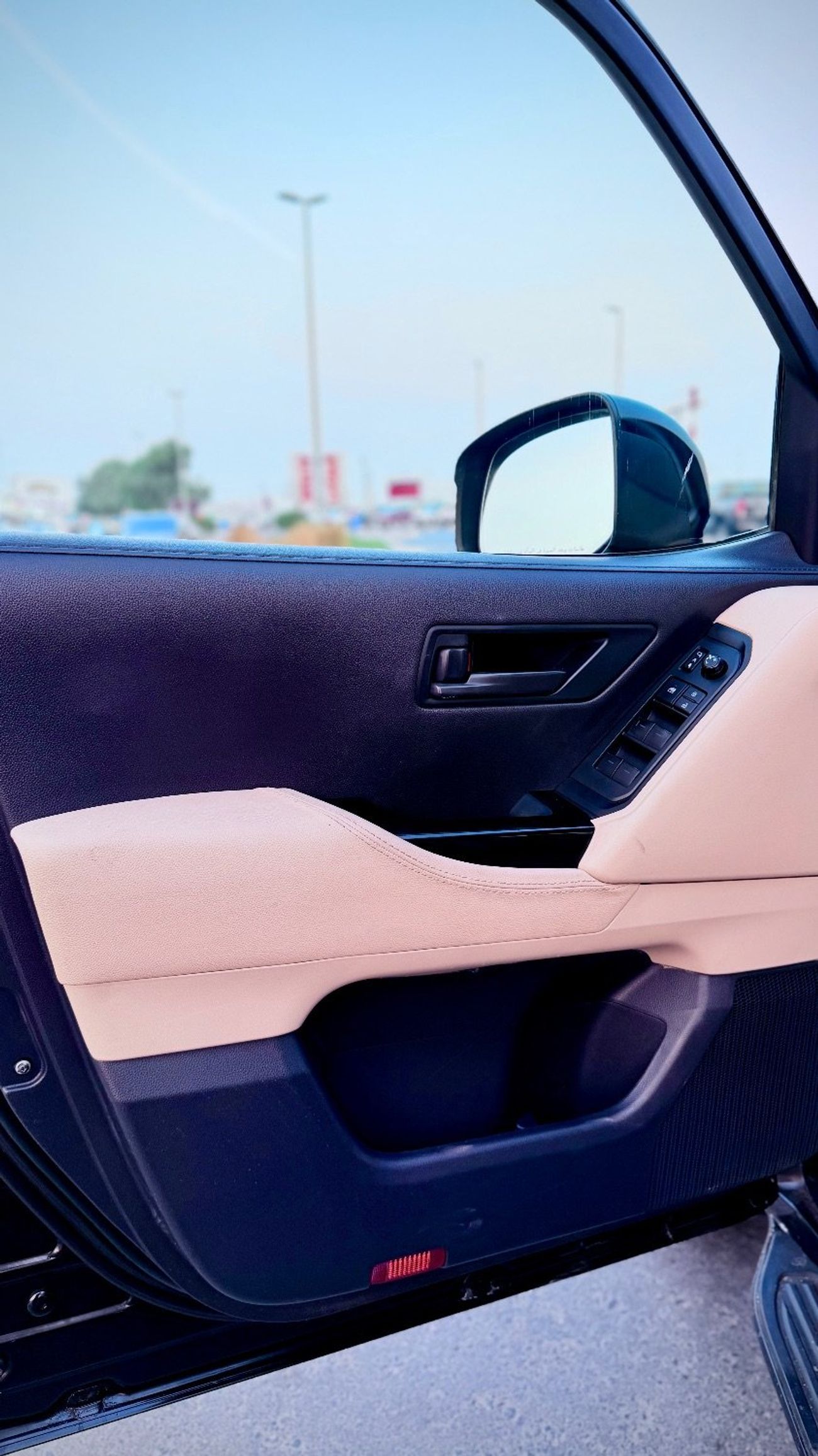 تويوتا لاند كروزر 2022 model GXR Full Option Top Of The Range