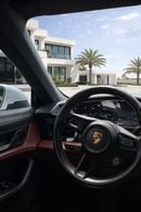 بورش تايكان Base